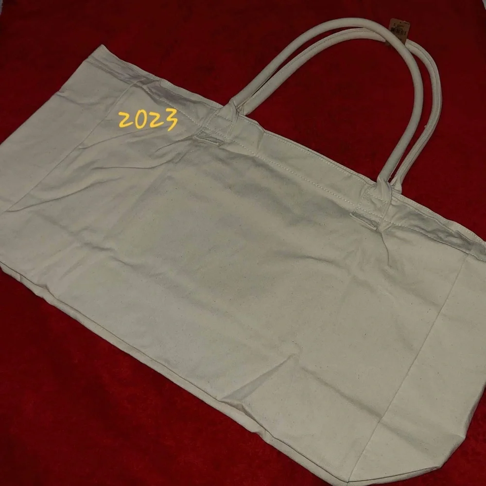 PINK VS Tote NWT